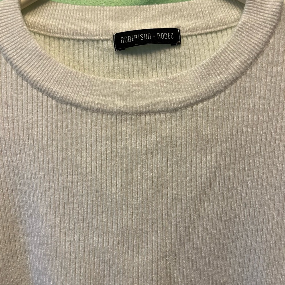 Women's Ribbed Cream Sweater - Picture 4 of 6